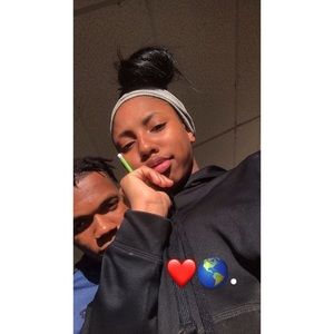 Meet your Posher, Deante